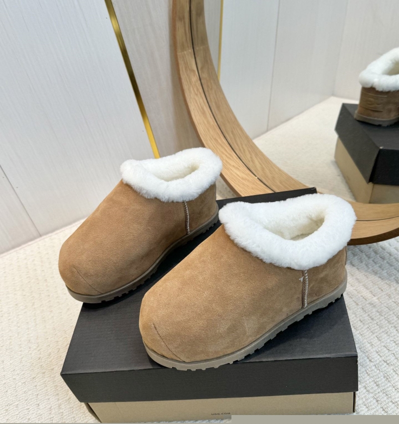 UGG Casual Shoes